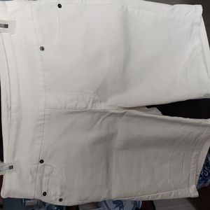 Women's Bermuda Shorts. Size 16